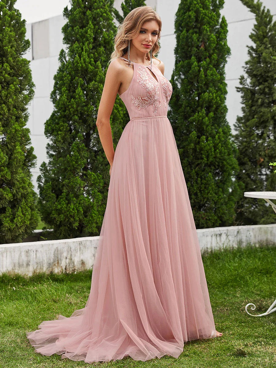 Elegant White Velvet Halter Neck Backless Prom Dress – Floor Length Formal Gown