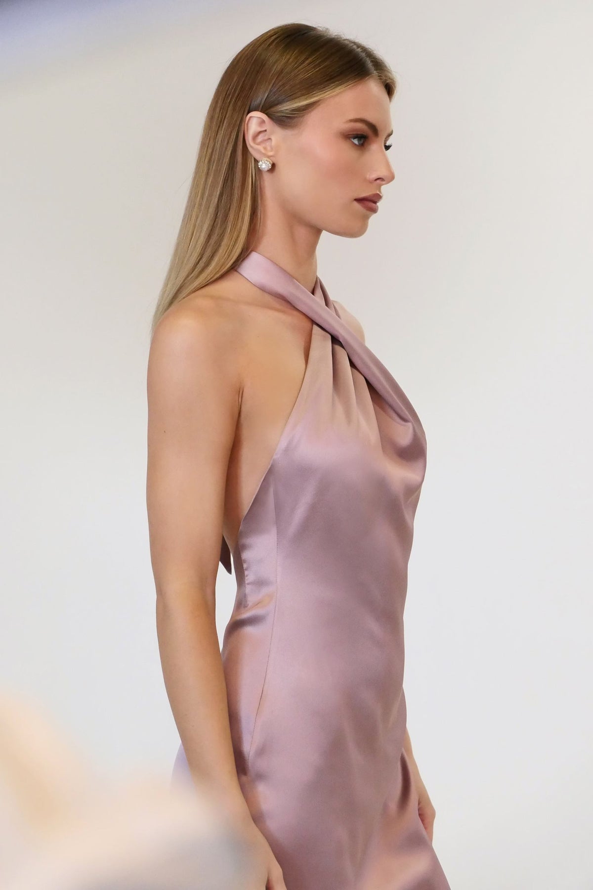 Fitted Sleek Twisted Halter Top Satin Mermaid Gown
